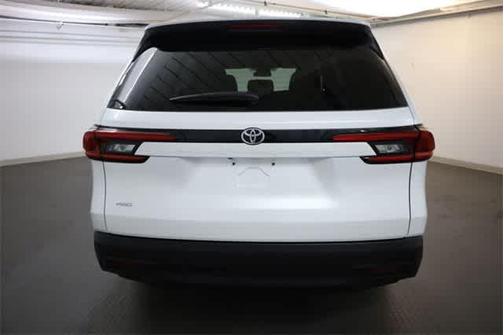 2025 Toyota Grand Highlander LE