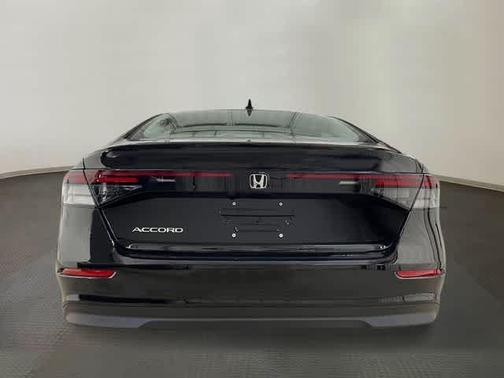 Crystal Black Pearl 2026 Honda Accord SE