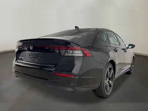 Crystal Black Pearl 2026 Honda Accord SE