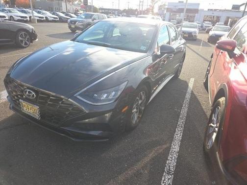 2021 Hyundai SONATA SEL