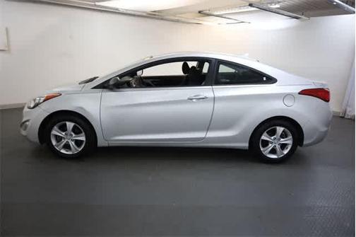 2013 Hyundai ELANTRA GS