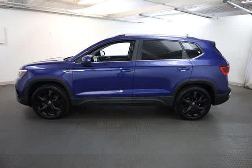 Blue Dusk 2022 Volkswagen Taos 1.5T SE