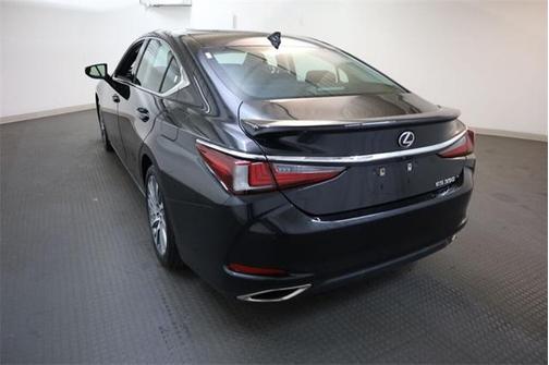 2021 Lexus ES 350 Base
