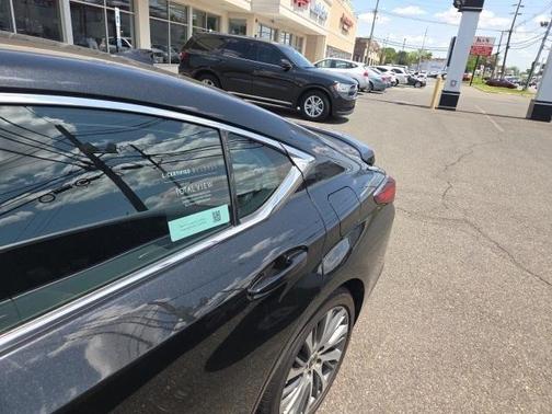 2021 Lexus ES 350 Base