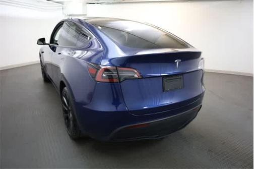 2024 Tesla Model Y Standard Range