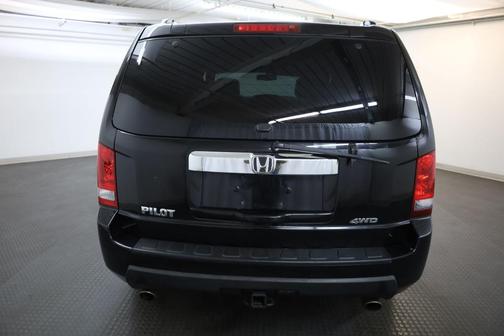 2011 Honda Pilot EX-L w/ Navigation