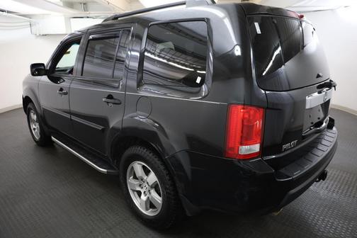 2011 Honda Pilot EX-L w/ Navigation