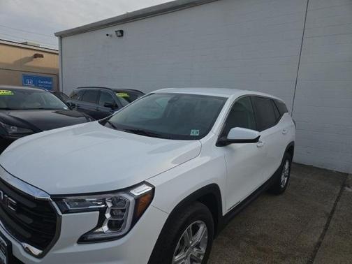 2023 GMC Terrain SLE