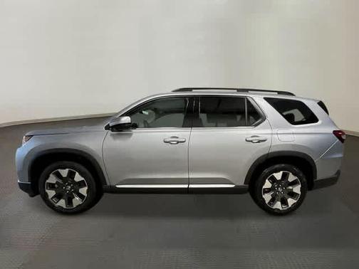 Solar Silver Metallic 2026 Honda Pilot Elite