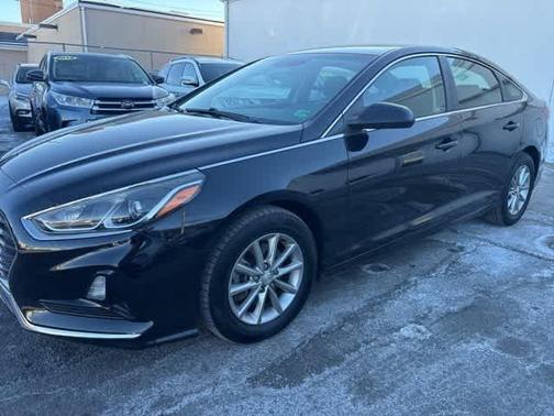 2019 Hyundai SONATA SE
