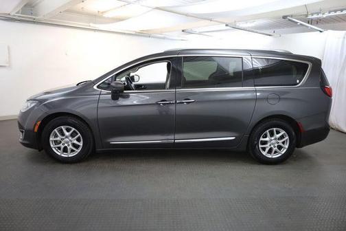 Granite Crystal Clearcoat Metallic 2020 Chrysler Pacifica Touring-L