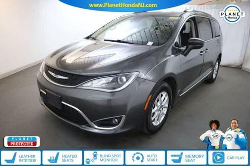 2020 Chrysler Pacifica Touring-L
