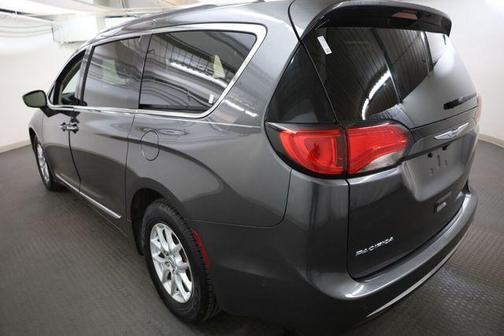 2020 Chrysler Pacifica Touring-L