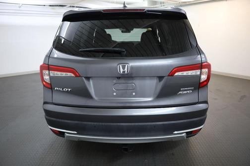 2019 Honda Pilot Touring 8-Passenger