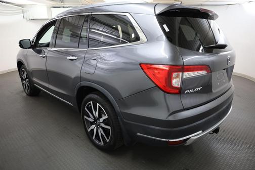 2019 Honda Pilot Touring 8-Passenger