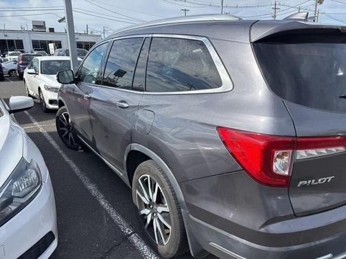 2019 Honda Pilot Touring 8-Passenger