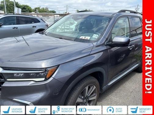 2023 Honda Pilot Touring