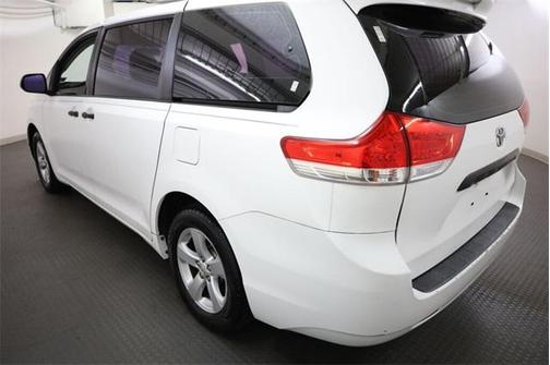 2011 Toyota Sienna Base