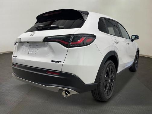 Platinum White Pearl 2026 Honda HR-V Sport