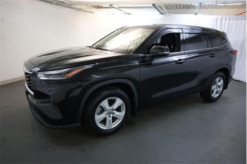 2021 Toyota Highlander LE