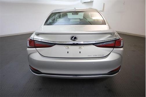 2022 Lexus ES 250 Luxury