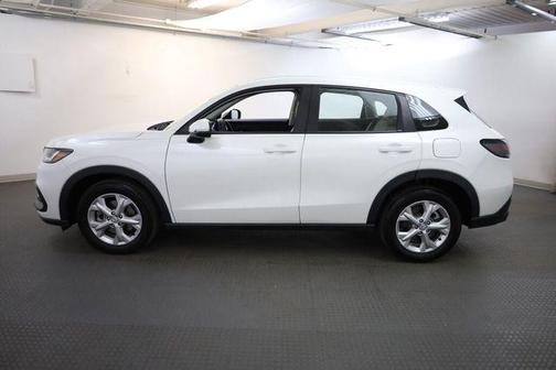 Platinum White Pearl 2024 Honda HR-V LX