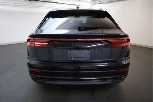2022 Audi Q8 55 Premium