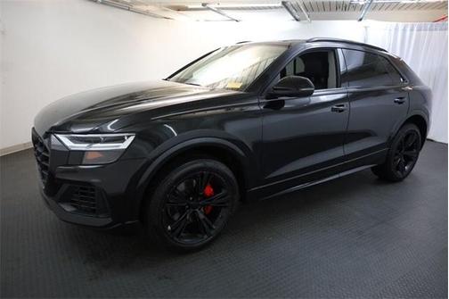2022 Audi Q8 55 Premium