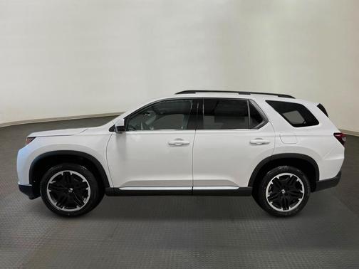 Platinum White Pearl 2026 Honda Pilot Touring S