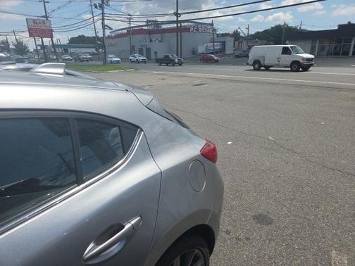 2015 Mazda Mazda3 s Grand Touring