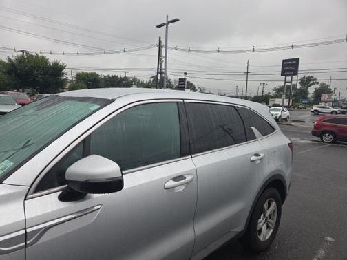 2021 Kia Sorento LX