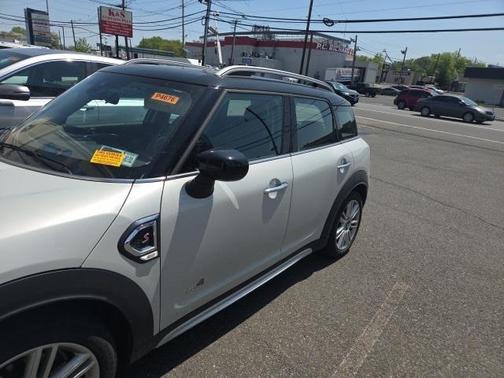 2023 MINI Countryman Cooper S
