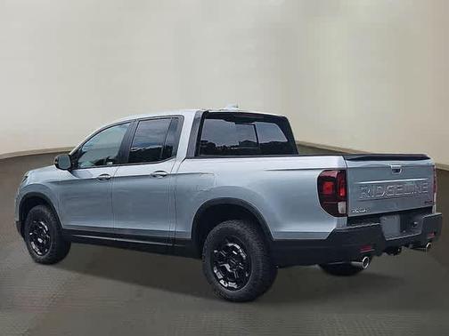 Solar Silver Metallic 2026 Honda Ridgeline TrailSport+