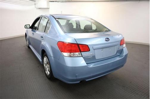 2010 Subaru Legacy 2.5i