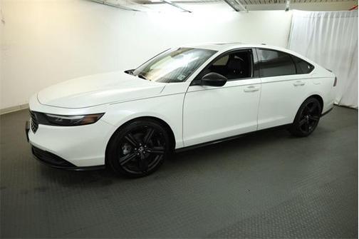 2023 Honda Accord Hybrid Sport-L