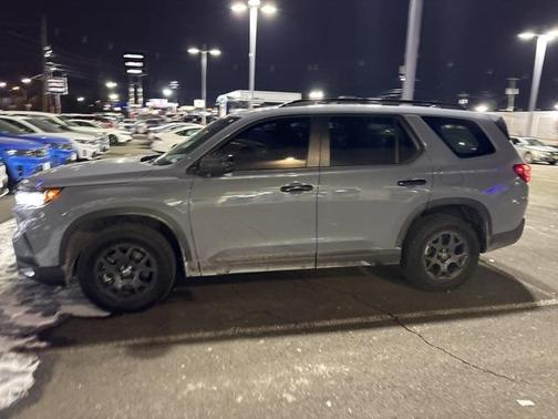2024 Honda Pilot TrailSport