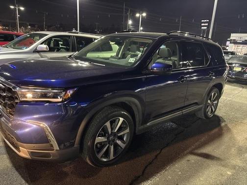 2023 Honda Pilot Touring