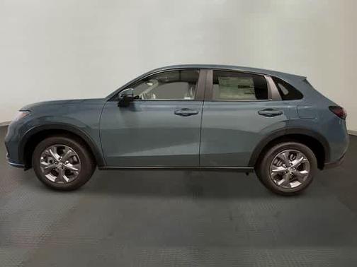 Pearl 2027 Honda HR-V LX