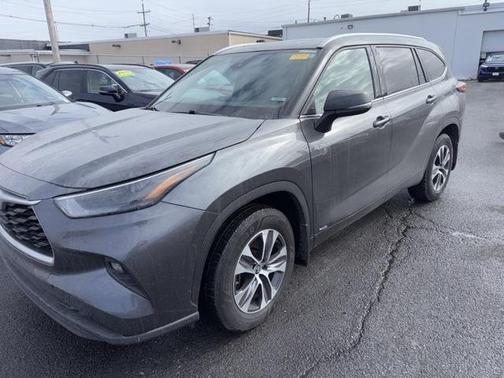 2022 Toyota Highlander Hybrid Hybrid XLE