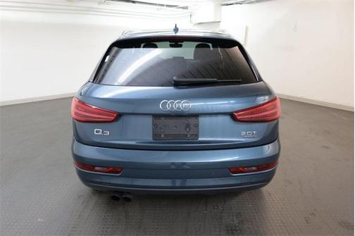 2017 Audi Q3 2.0T Premium Plus