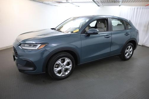 Pearl 2024 Honda HR-V LX