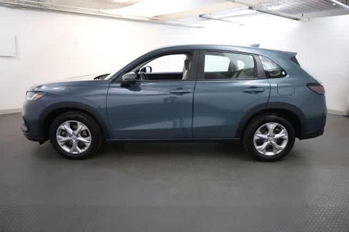 Pearl 2024 Honda HR-V LX