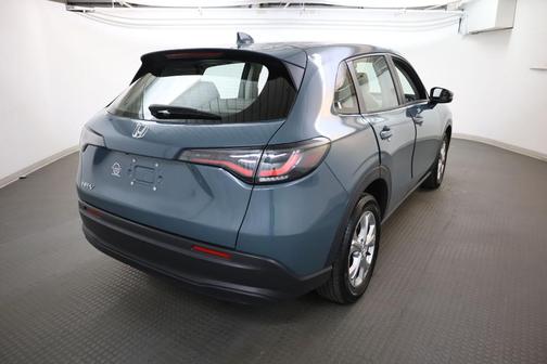 Pearl 2024 Honda HR-V LX