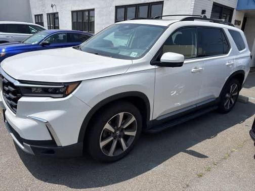 2023 Honda Pilot Elite