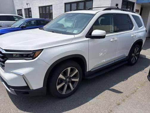 2023 Honda Pilot Elite