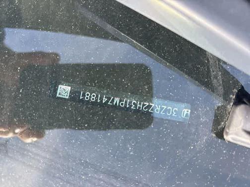 Green 2023 Honda HR-V LX