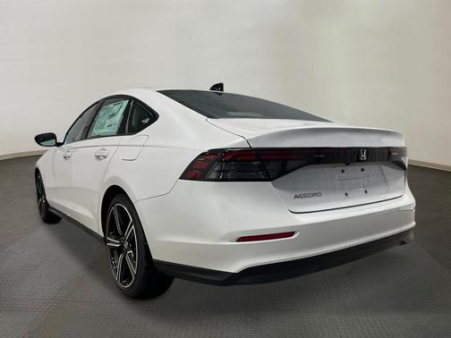 Platinum White Pearl 2026 Honda Accord SE