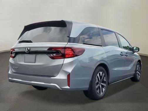 Solar Silver Metallic 2026 Honda Odyssey EX-L