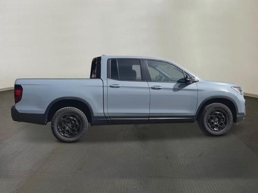 2025 Honda Ridgeline TrailSport+