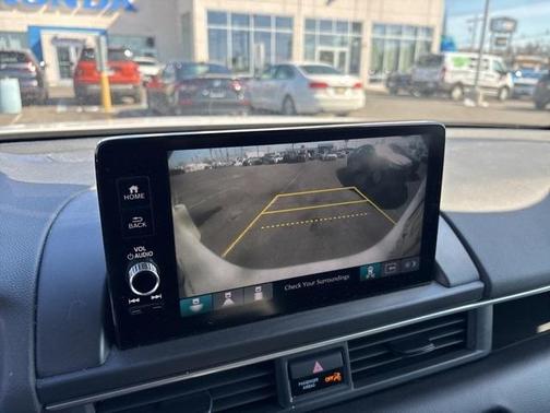 2023 Honda Pilot EX-L 8-Passenger